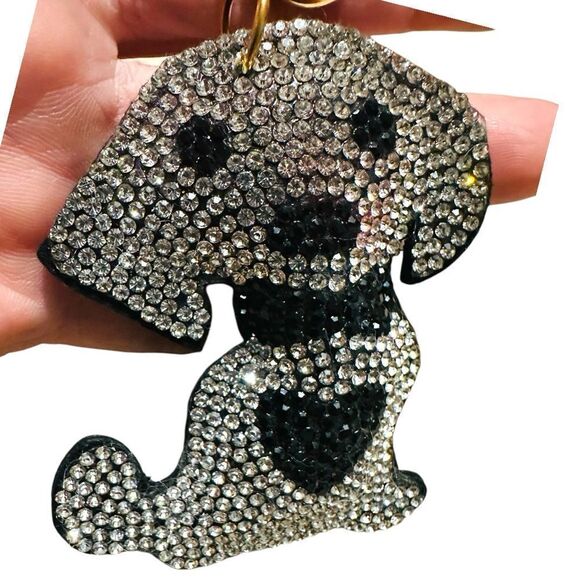 Sparkling Rhinestone Dog Keychain – Cute & Glamorous - Picture 3 of 11